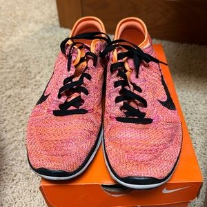 Women’s Nike Flyknit